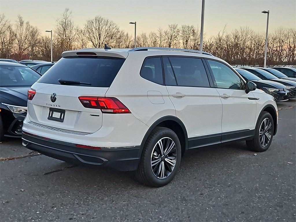 new 2024 Volkswagen Tiguan car, priced at $34,535