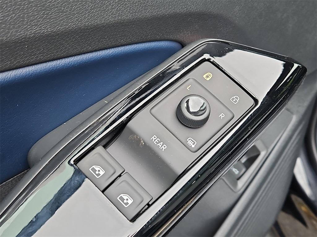 new 2025 Volkswagen ID.4 car, priced at $54,841