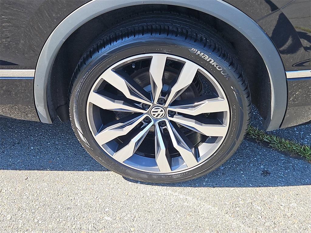 used 2021 Volkswagen Tiguan car, priced at $23,987