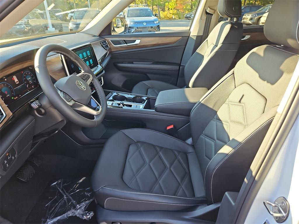 new 2026 Volkswagen Atlas car, priced at $47,427