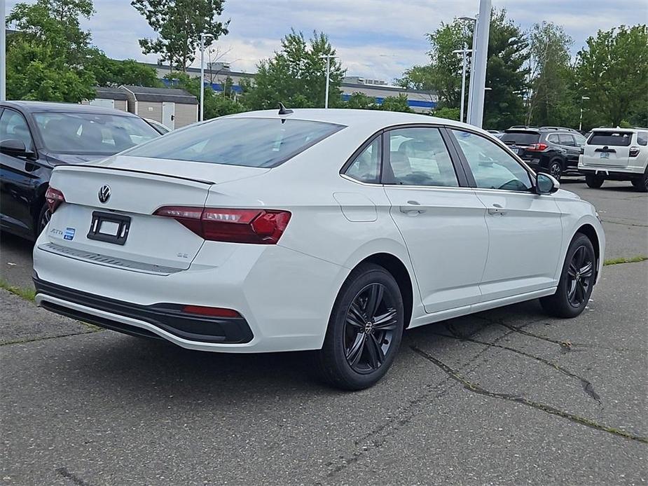 new 2024 Volkswagen Jetta car, priced at $28,113