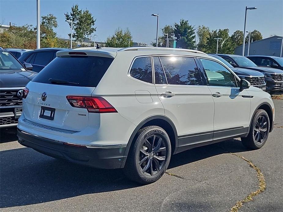 new 2024 Volkswagen Tiguan car, priced at $34,001