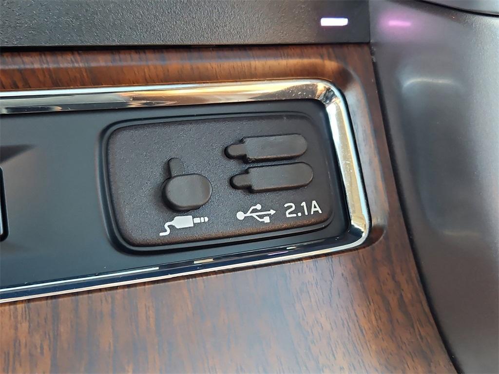 used 2022 Subaru Ascent car, priced at $30,299