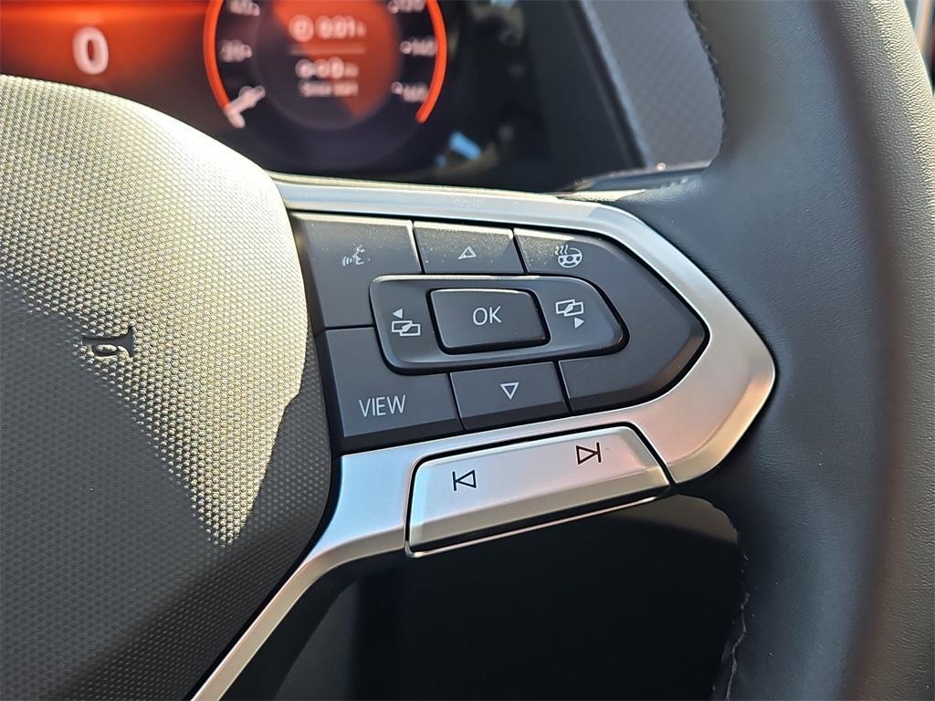 new 2025 Volkswagen Atlas car, priced at $48,380