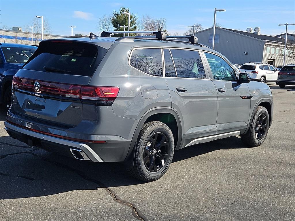 new 2025 Volkswagen Atlas car, priced at $48,380