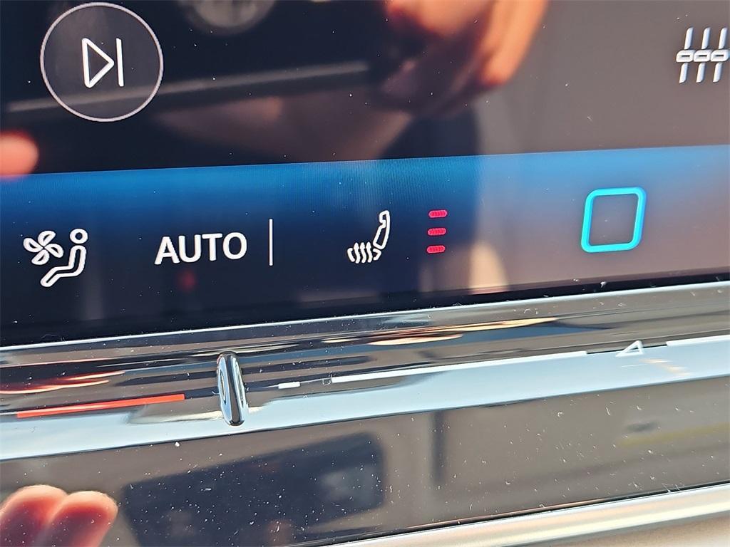 new 2025 Volkswagen Tiguan car, priced at $36,239