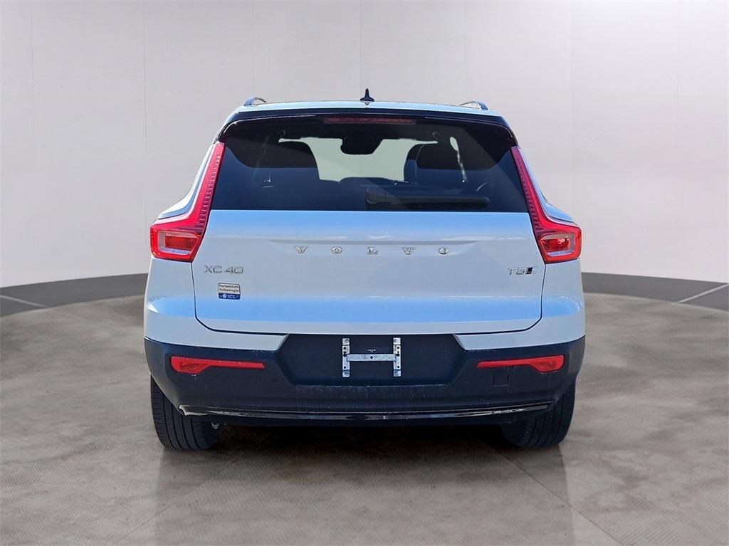 used 2022 Volvo XC40 car, priced at $30,987