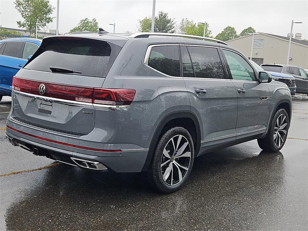 new 2025 Volkswagen Atlas car, priced at $55,167