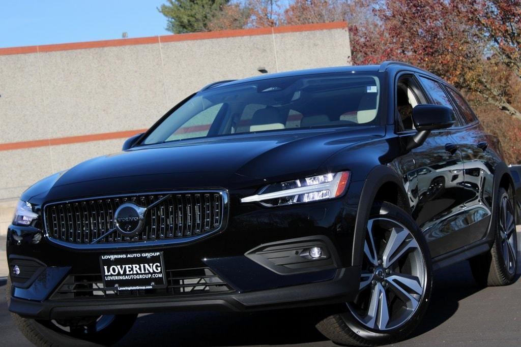 new 2026 Volvo V60 Cross Country car, priced at $57,450