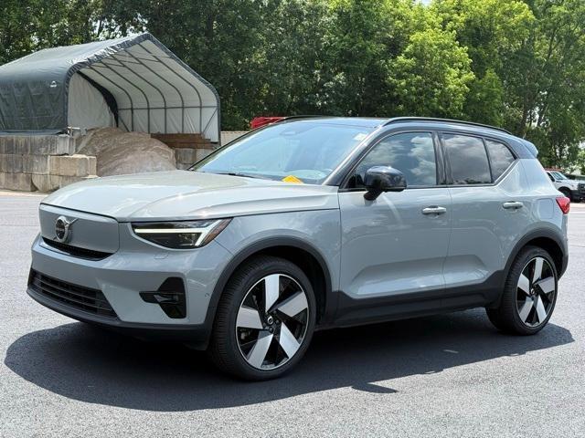 used 2024 Volvo XC40 Recharge Pure Electric car, priced at $48,577