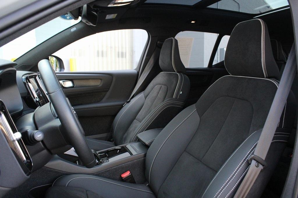 used 2024 Volvo XC40 Recharge Pure Electric car, priced at $47,403