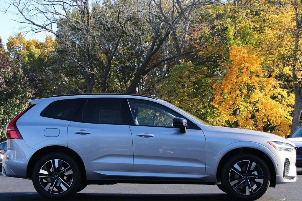 new 2026 Volvo XC60 car, priced at $58,360
