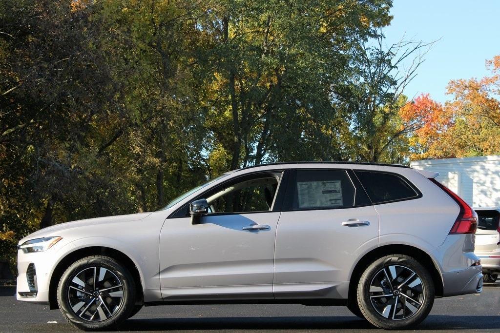 new 2026 Volvo XC60 car, priced at $58,360