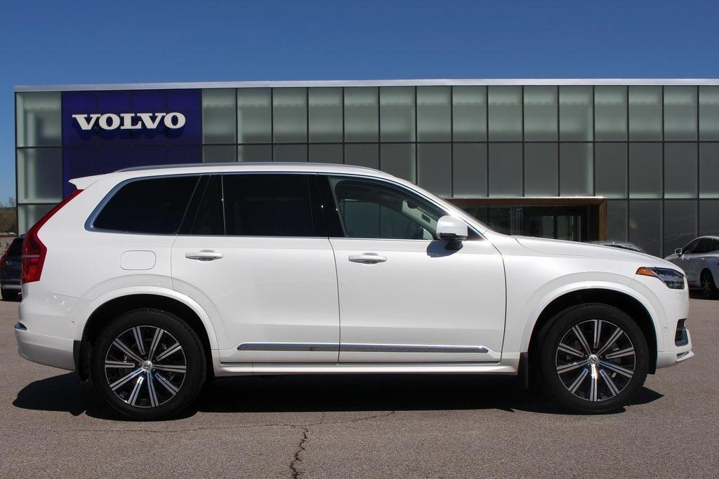 new 2024 Volvo XC90 car, priced at $65,320