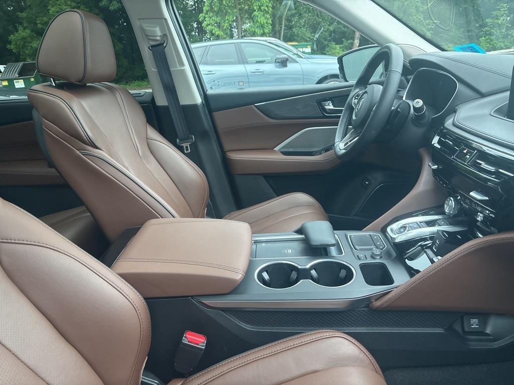 used 2023 Acura MDX car, priced at $44,477