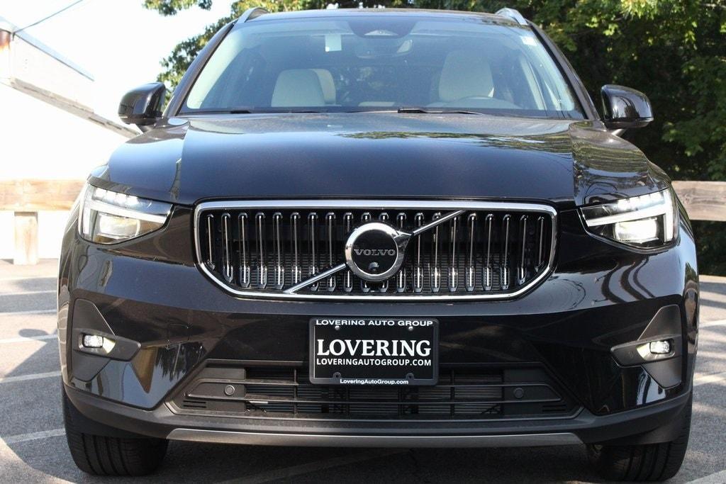 new 2025 Volvo XC40 car