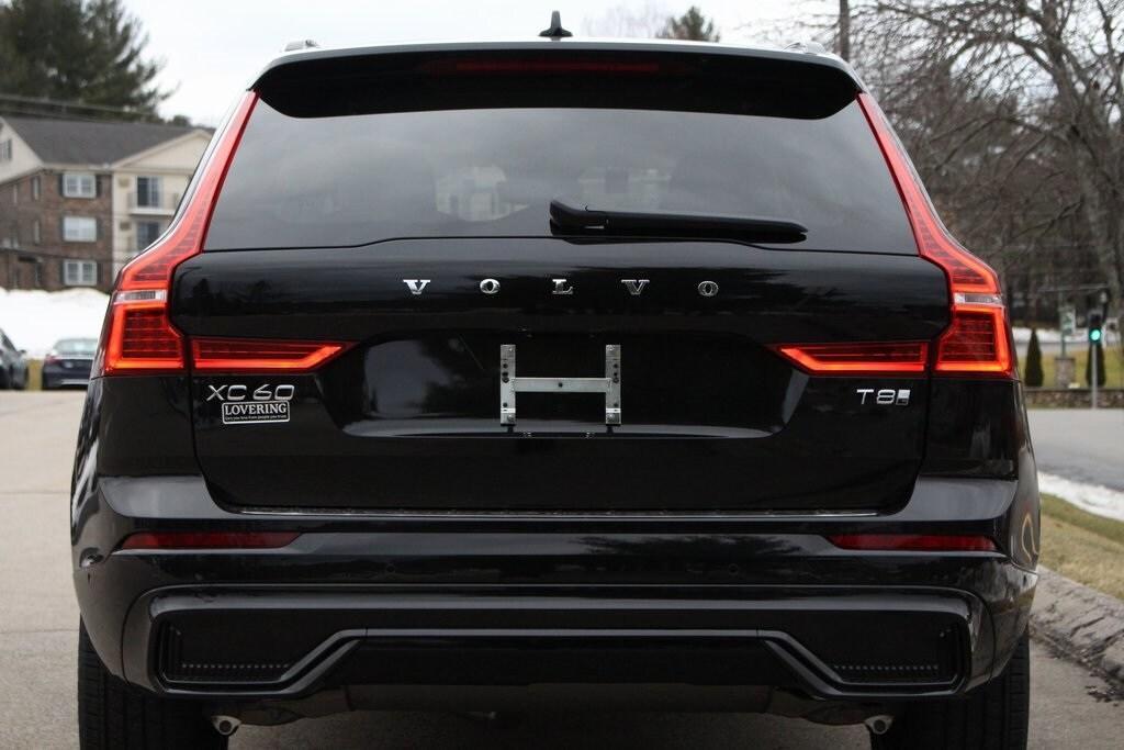 new 2025 Volvo XC60 Plug-In Hybrid car