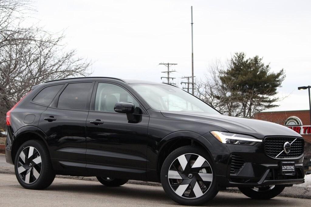 new 2025 Volvo XC60 Plug-In Hybrid car, priced at $66,260