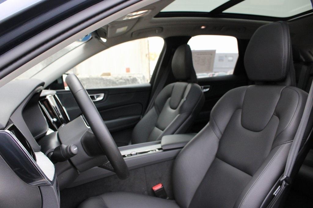 used 2025 Volvo XC60 car, priced at $38,990