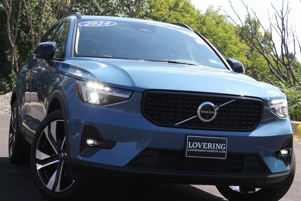 used 2024 Volvo XC40 car, priced at $33,225