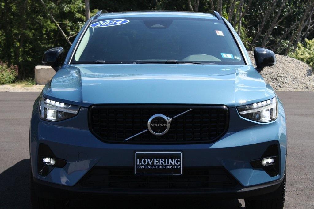 used 2024 Volvo XC40 car, priced at $33,225
