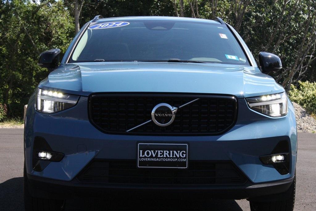 used 2024 Volvo XC40 car, priced at $33,225