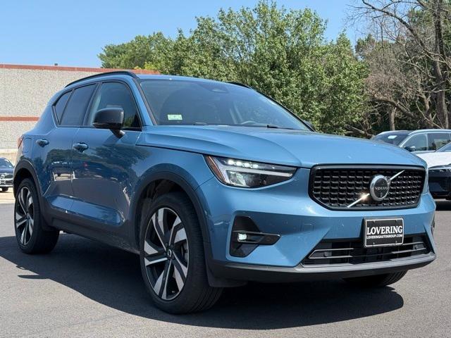 used 2024 Volvo XC40 car, priced at $35,988