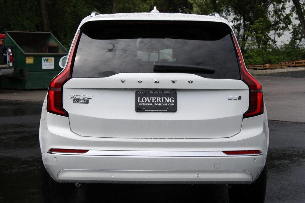 new 2025 Volvo XC90 car, priced at $61,235