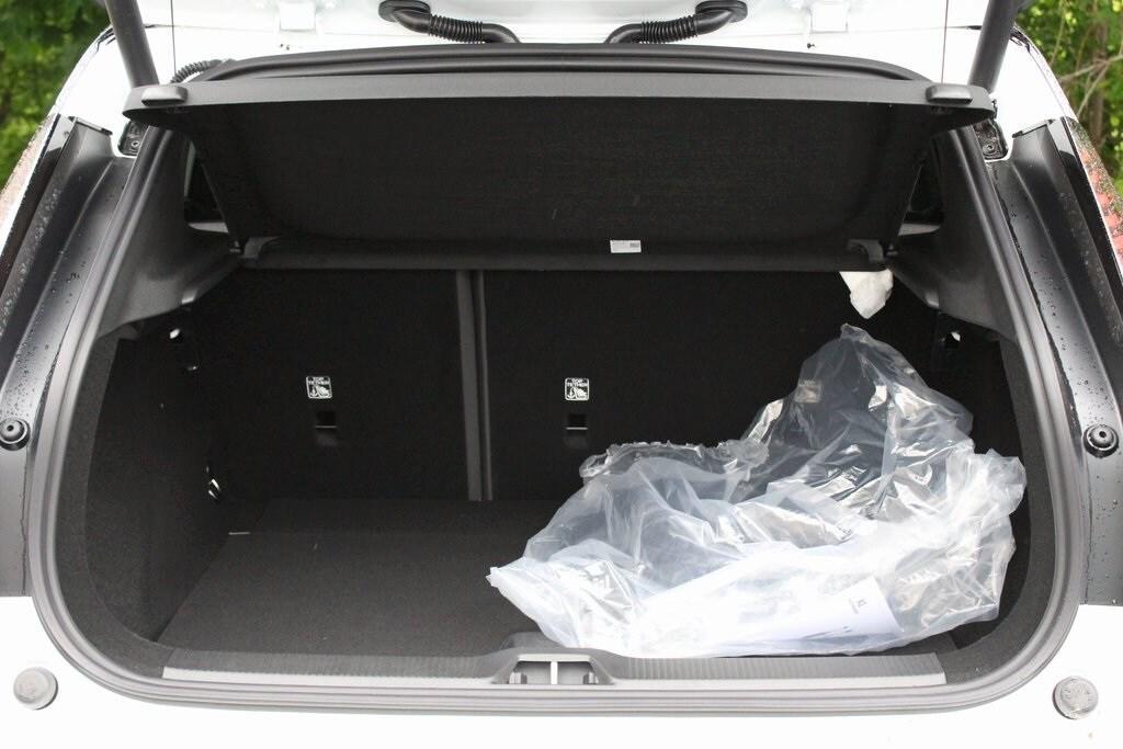 new 2025 Volvo EX30 car
