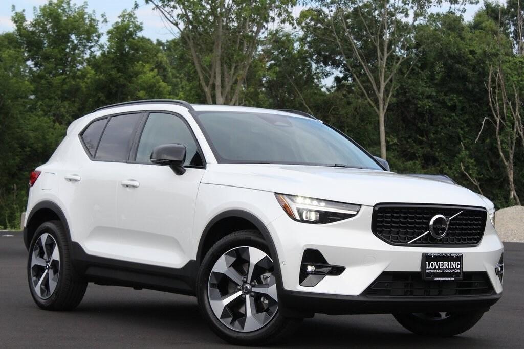 new 2026 Volvo XC40 car, priced at $50,150