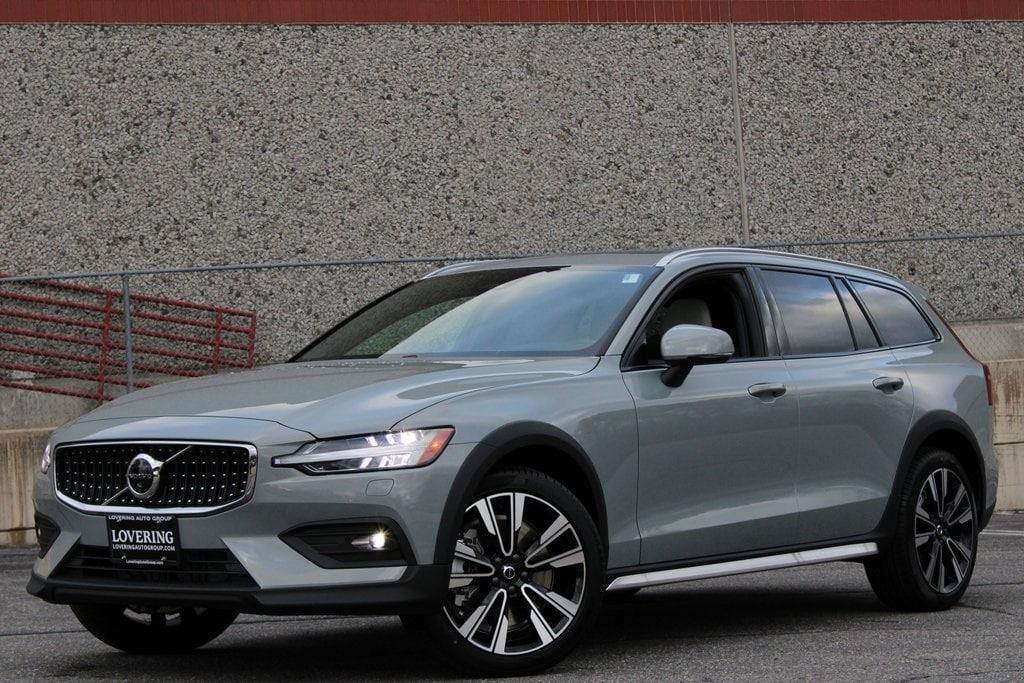new 2026 Volvo V60 Cross Country car, priced at $60,775