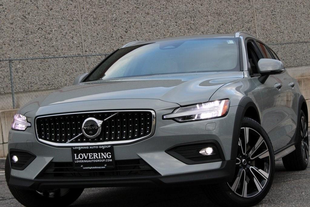 new 2026 Volvo V60 Cross Country car, priced at $60,775