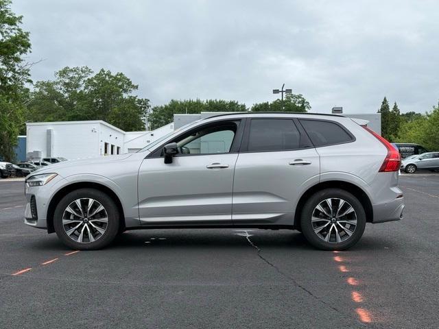used 2023 Volvo XC60 car, priced at $43,477