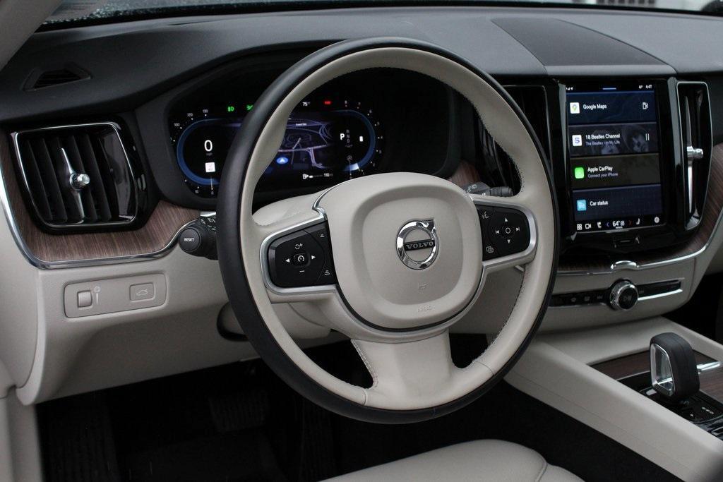 used 2022 Volvo XC60 car, priced at $31,586