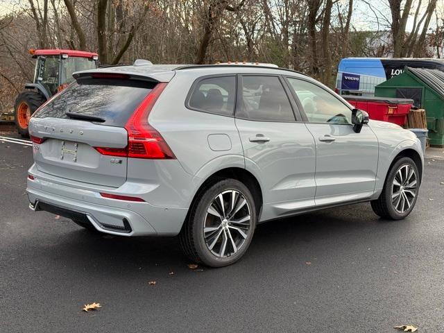 used 2025 Volvo XC60 car, priced at $35,081