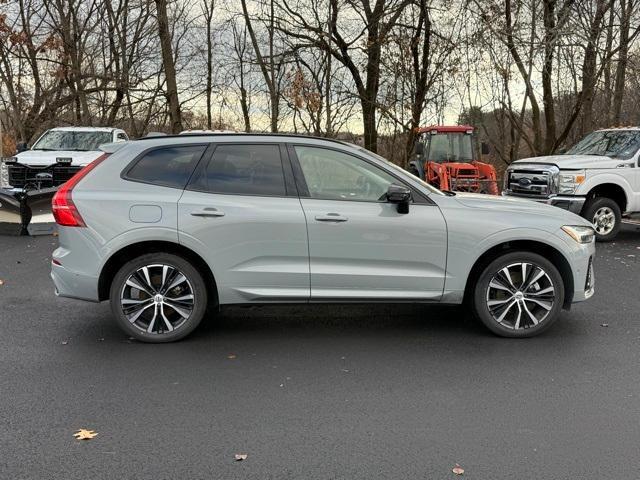 used 2025 Volvo XC60 car, priced at $35,081