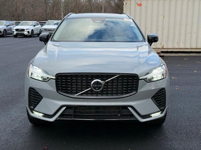 used 2025 Volvo XC60 car, priced at $35,081