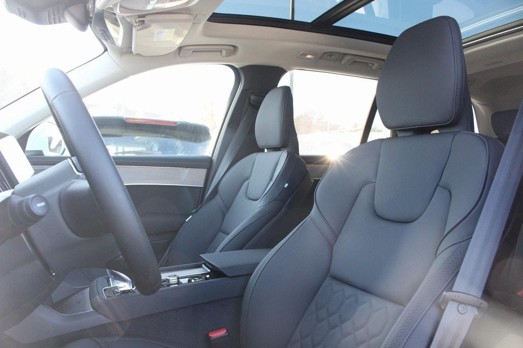 new 2025 Volvo XC90 Plug-In Hybrid car, priced at $77,765