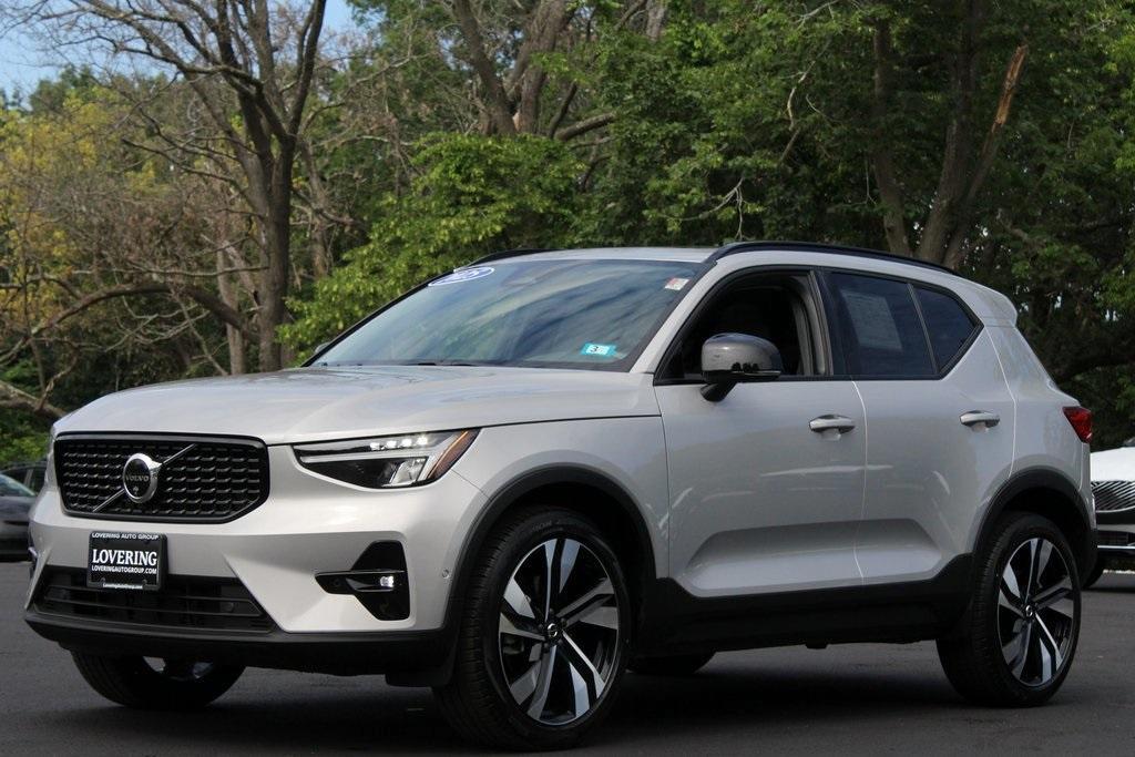 used 2025 Volvo XC40 car, priced at $38,812
