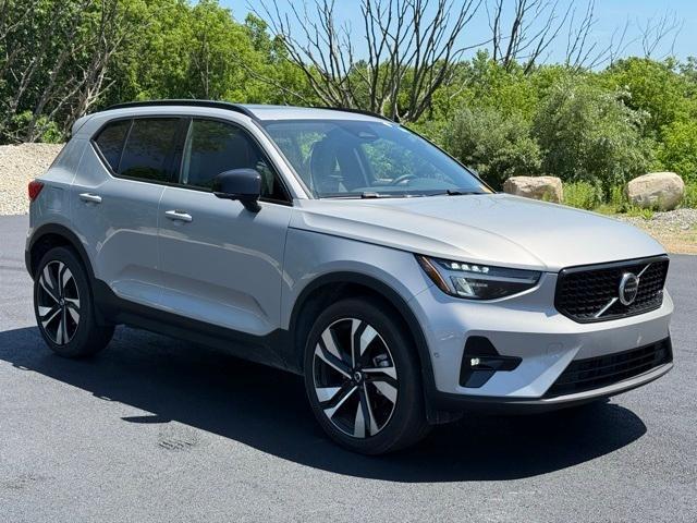 used 2025 Volvo XC40 car, priced at $40,694