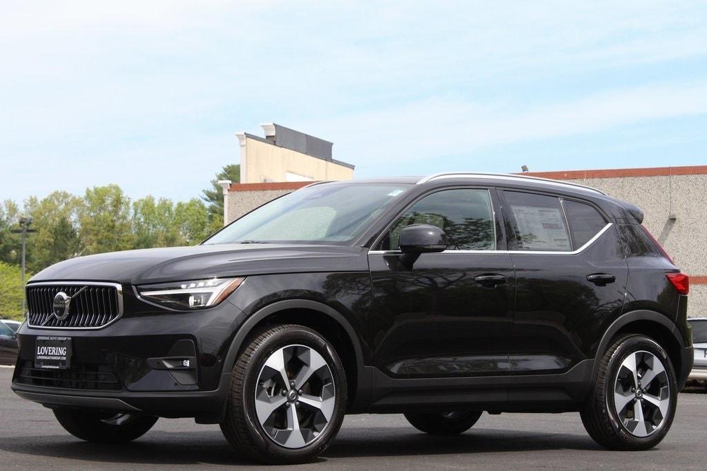 new 2025 Volvo XC40 car, priced at $48,335