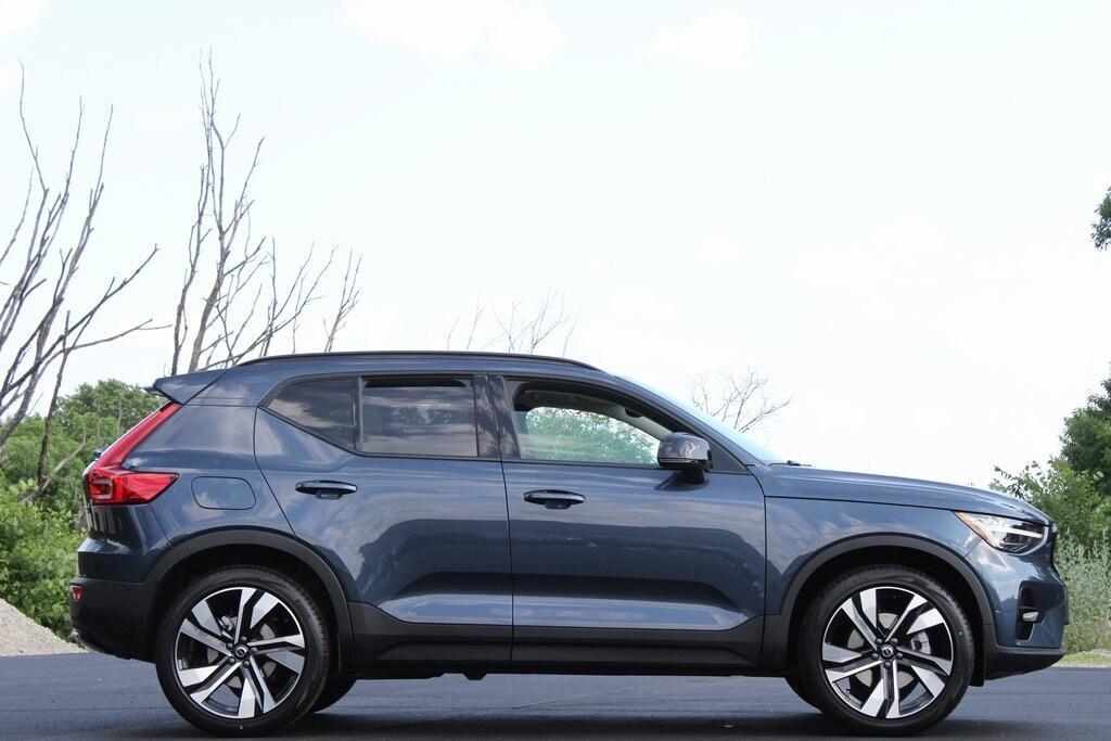 new 2026 Volvo XC40 car, priced at $54,200