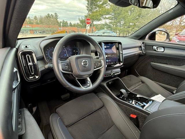 used 2025 Volvo XC40 car, priced at $33,800