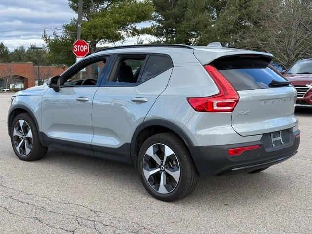 used 2025 Volvo XC40 car, priced at $33,800