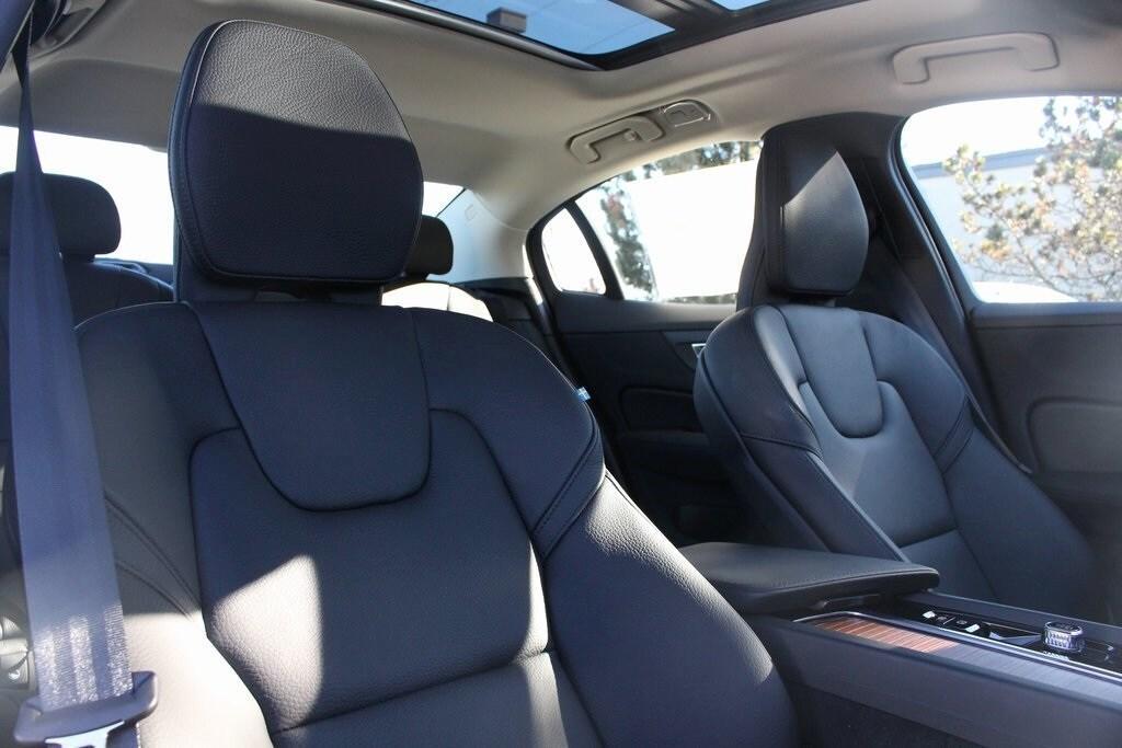 new 2025 Volvo S60 car, priced at $49,915