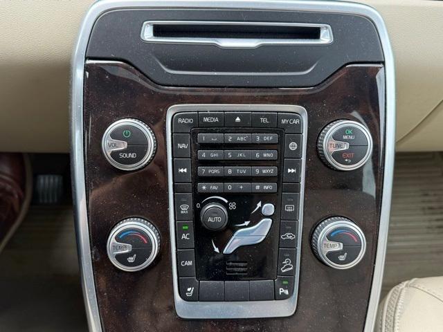 used 2016 Volvo XC70 car, priced at $22,977