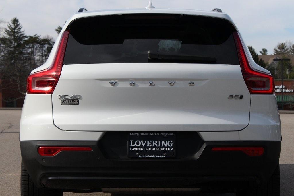 new 2025 Volvo XC40 car, priced at $49,540