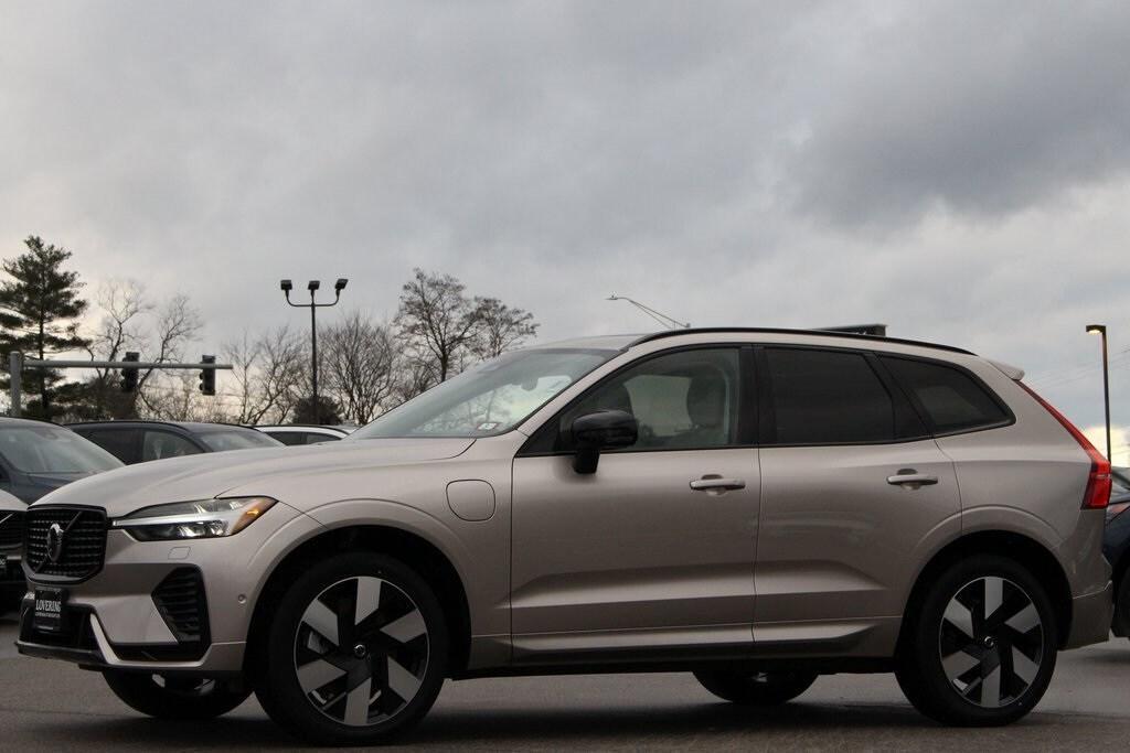 new 2025 Volvo XC60 Plug-In Hybrid car, priced at $64,735