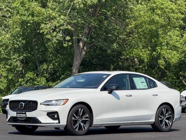 new 2025 Volvo S60 car, priced at $47,465