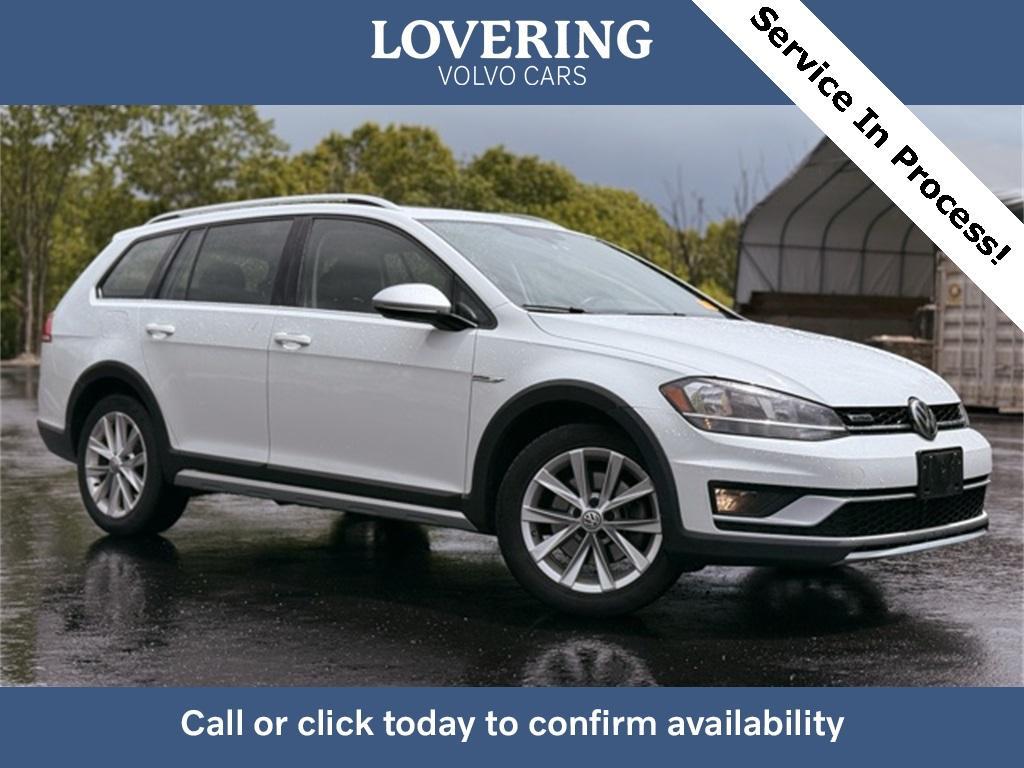 used 2018 Volkswagen Golf Alltrack car, priced at $21,236
